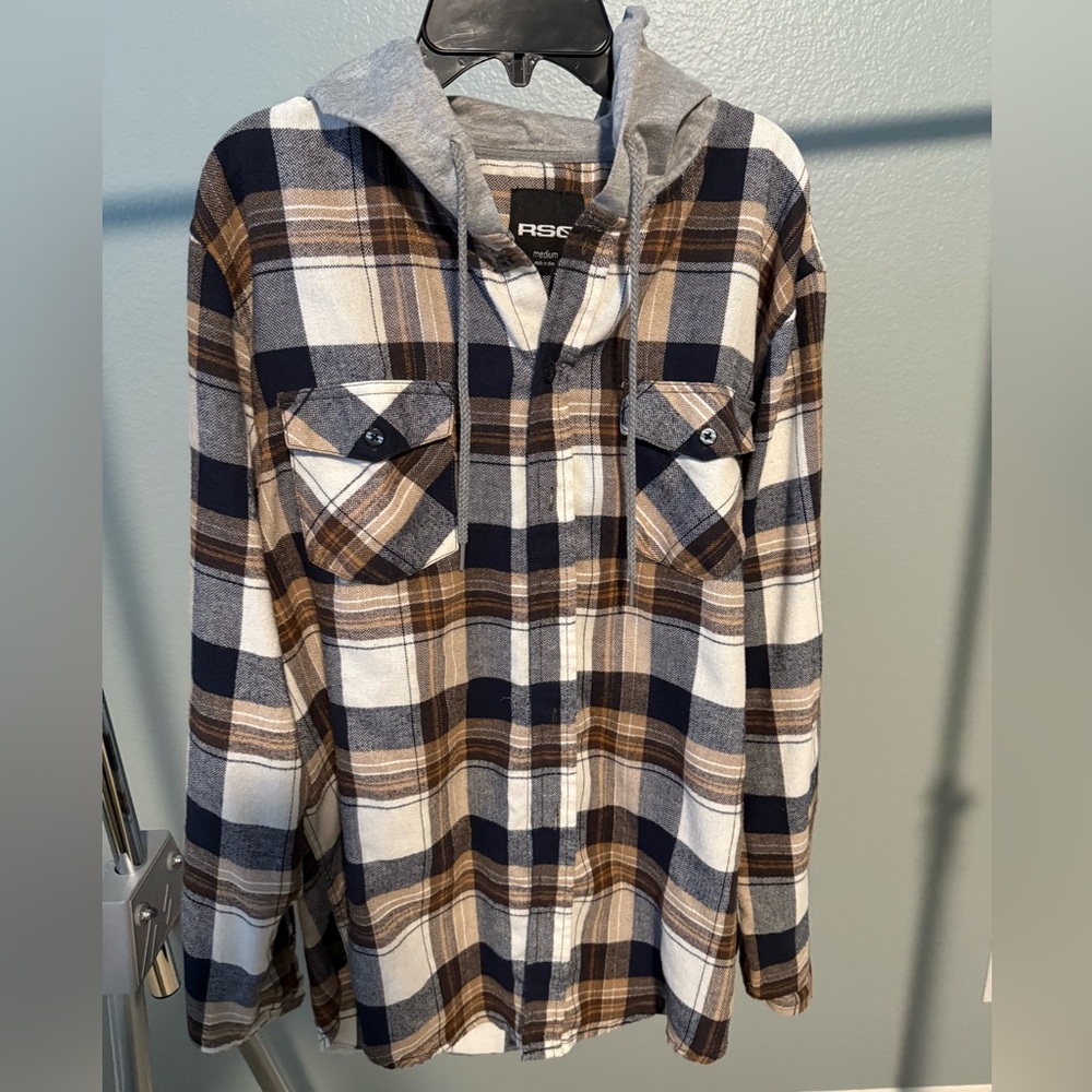 RSQ Checkered Hooded Flannel Shirt in Tan and Navy